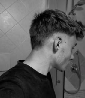 <strong>Daniel R.</strong>